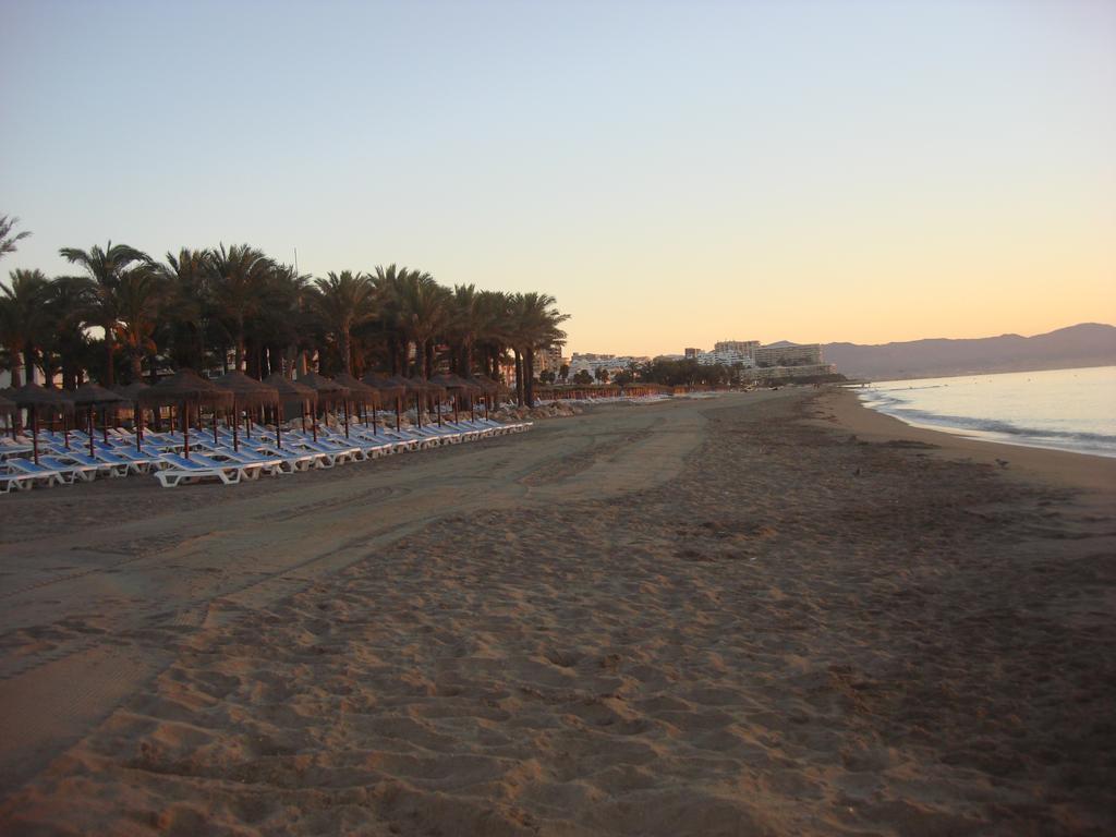 Apartamentos Sol Y Playa Torremolinos Exterior foto
